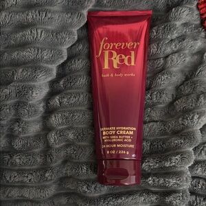 Bath & Body Works Forever Red Hydrating Body Cream